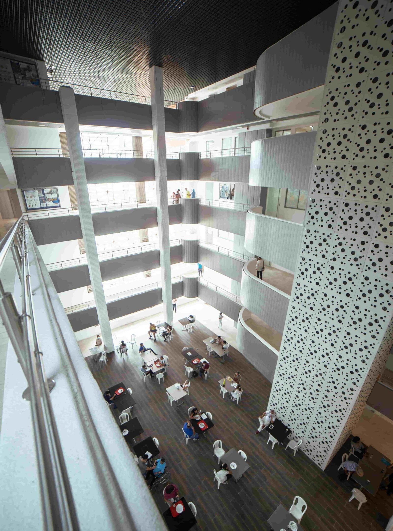 VACIO CAFETERIA 2-M.2